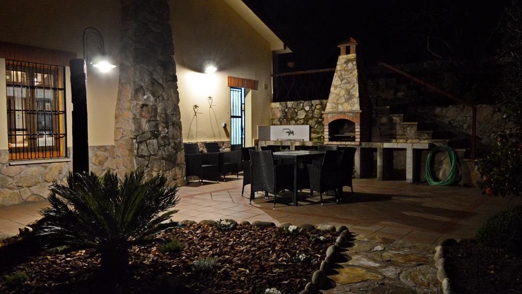 Villa Casa Valeriana Navaconcejo Exterior foto